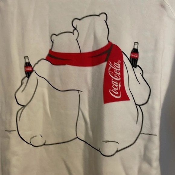 Wildfox/Coca-Cola NWT women’s white Coke bears sweatshirt size small - Picture 3 of 7